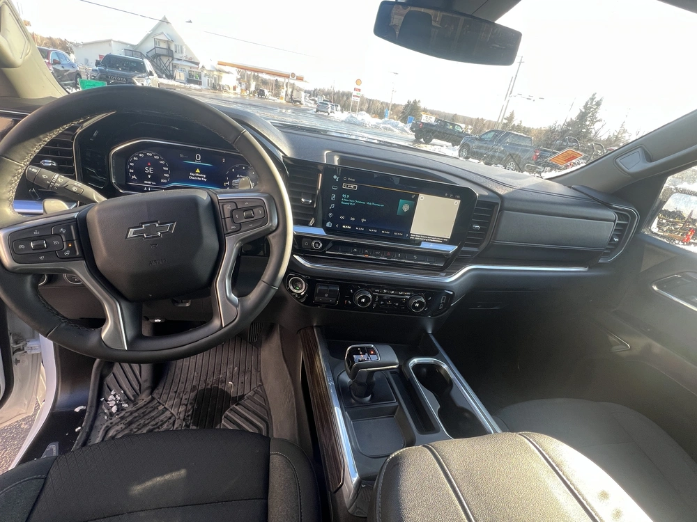 2024 Chevrolet Z71 Crew alt