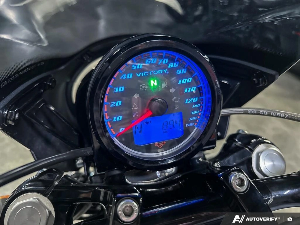 2017 Victory Motorcycles Octane 1200 alt