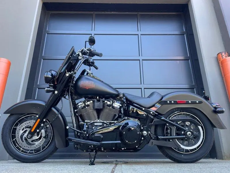 2026 Harley-davidson Cruiser Flhd - Deadwood™ alt