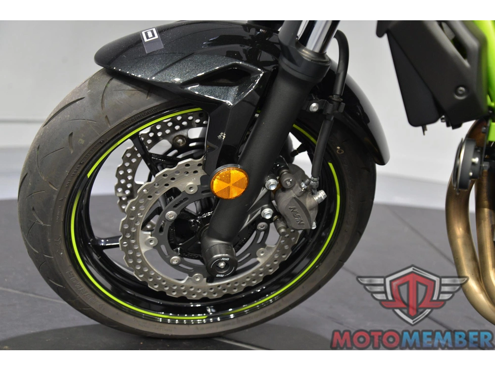 2022 Kawasaki Z650 alt