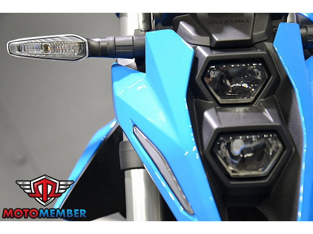 2024 Suzuki Gsx-8s alt