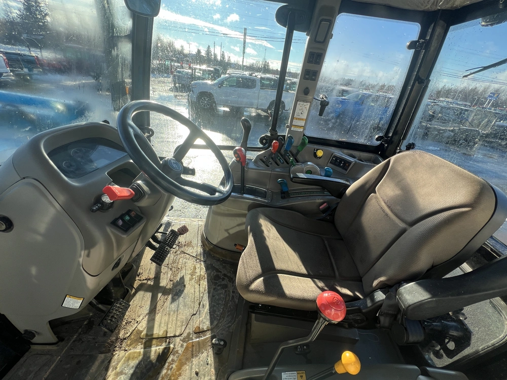 2013 Ls Tractor 7030 alt