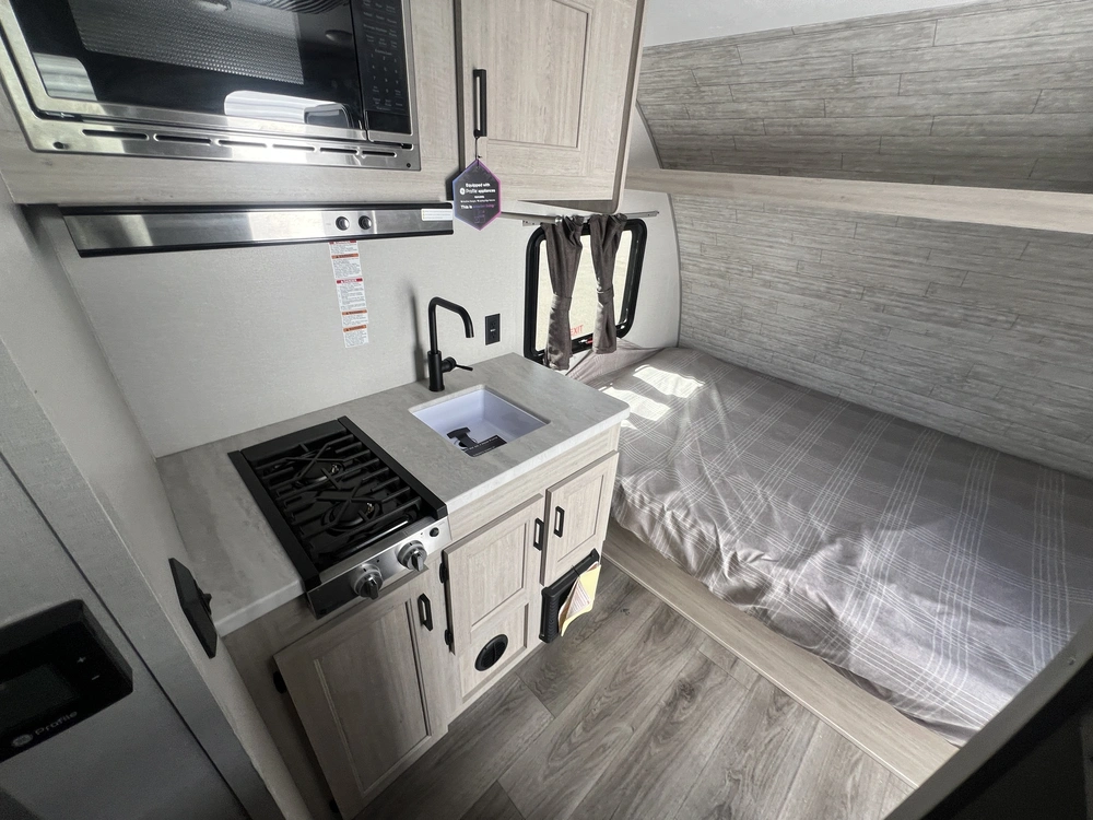 2026 Coachmen Catalina 134bhx alt