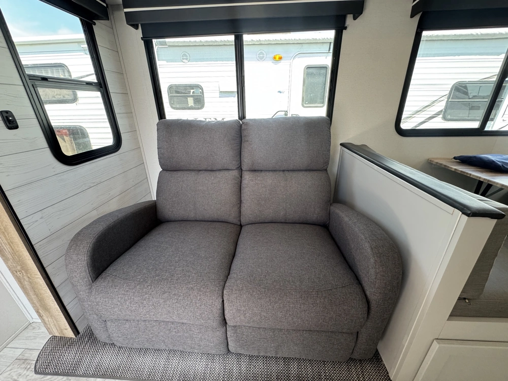 2024 Heartland North Trail 29bhp alt