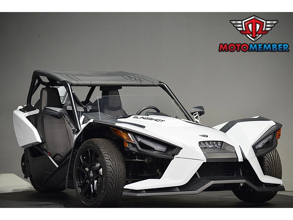 2023 Slingshot S W/ Technology Package I Manual alt