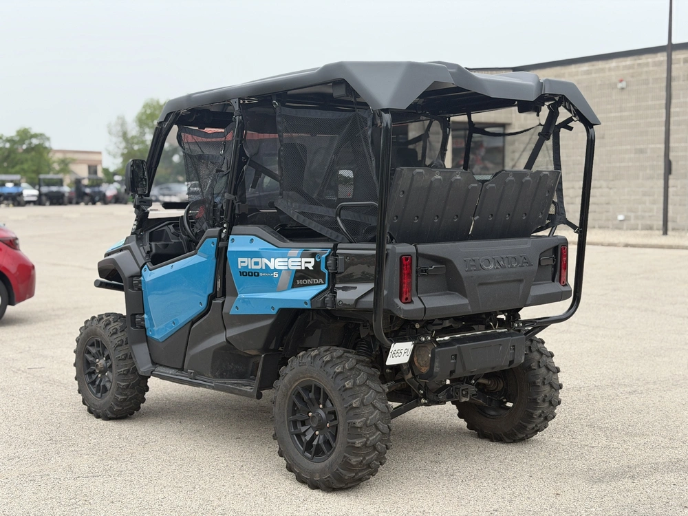 2025 Honda Pioneer 1000-5 alt