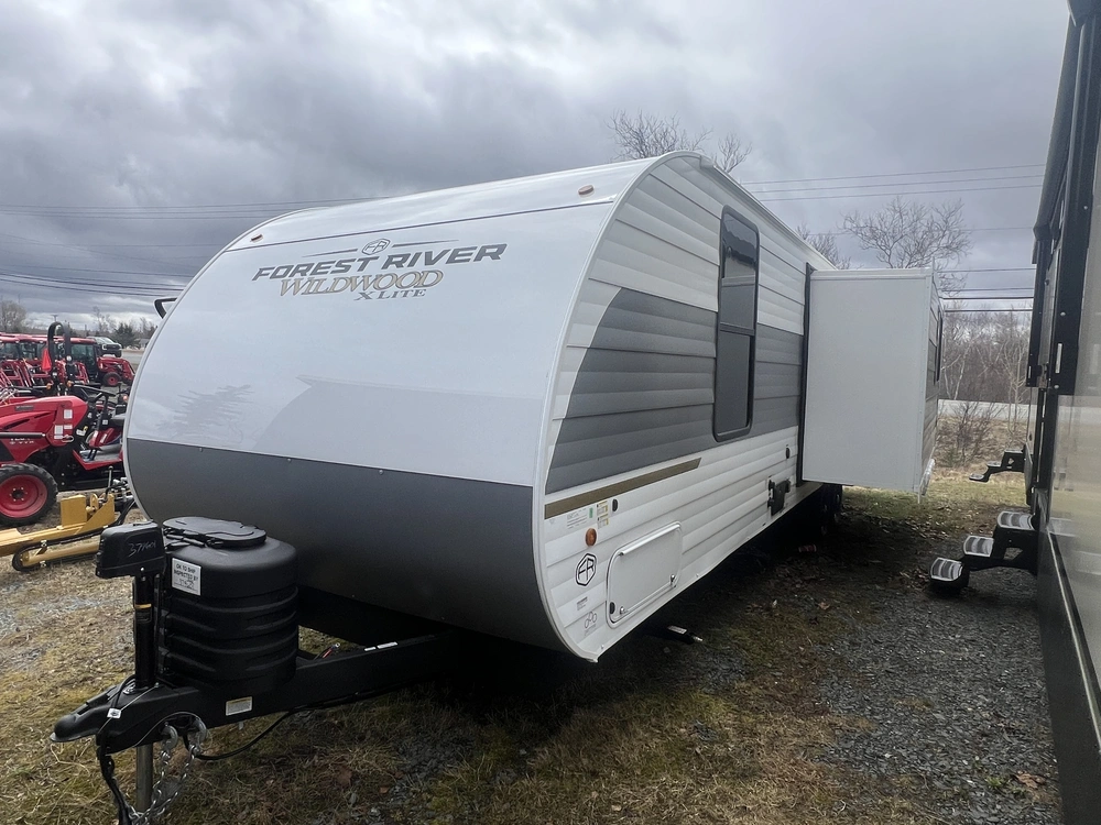 2025 Forest River Wildwood 22veranda alt