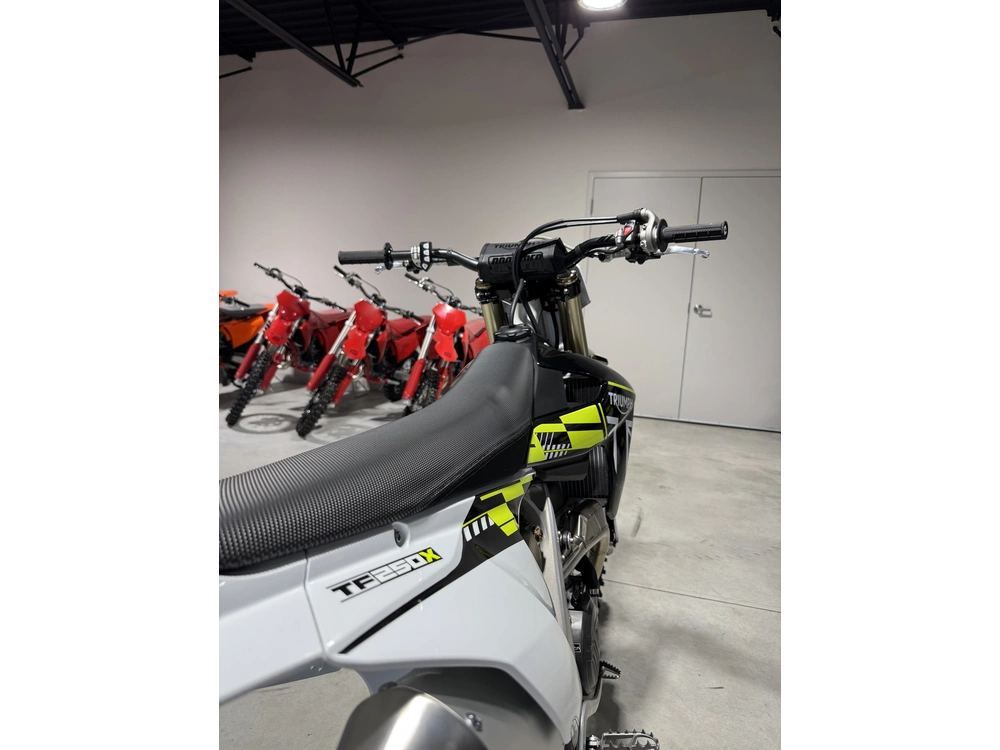 2025 Triumph Tf 250-x alt
