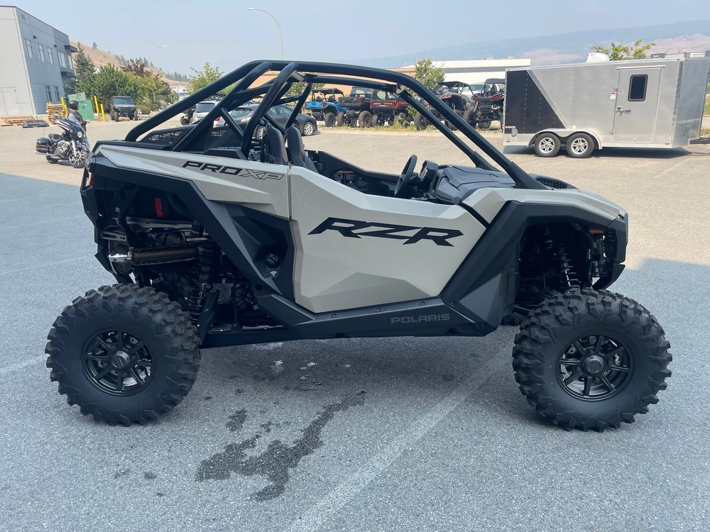 2026 Polaris Rzr Pro Xp Sport - Sand Dune alt