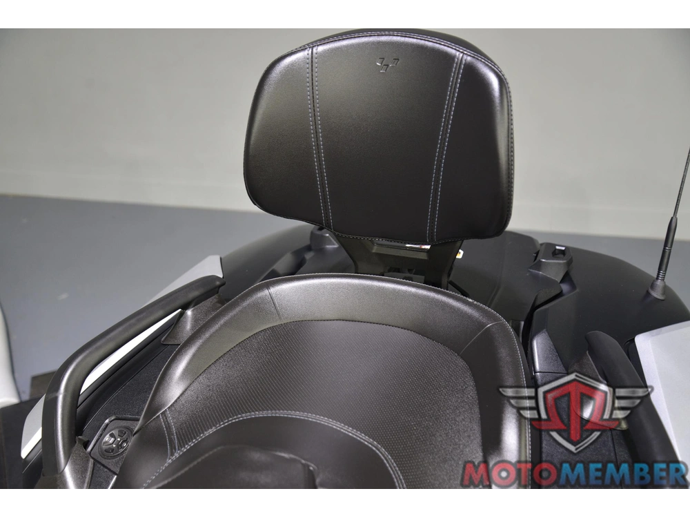 2022 Can-am Spyder Rt alt