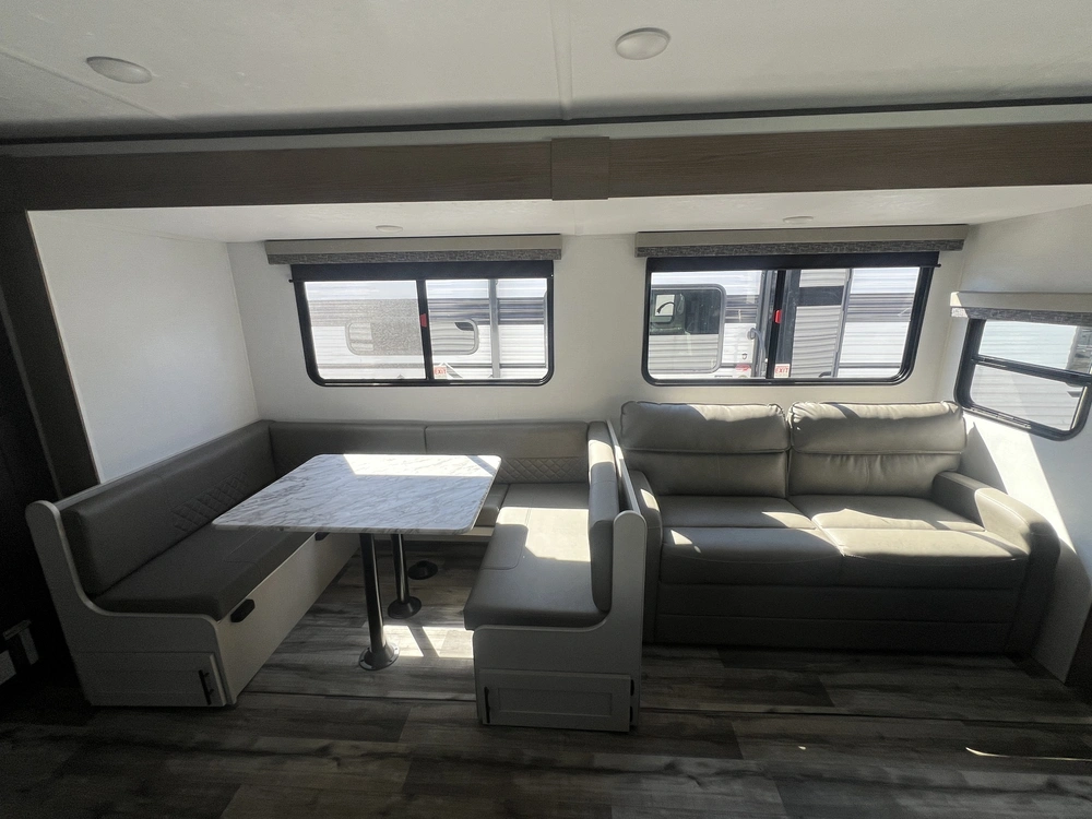 2025 Dutchmen Aspen Trail 3400bhs alt