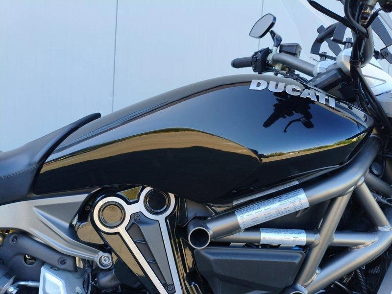 2016 Ducati Xdiavel S alt