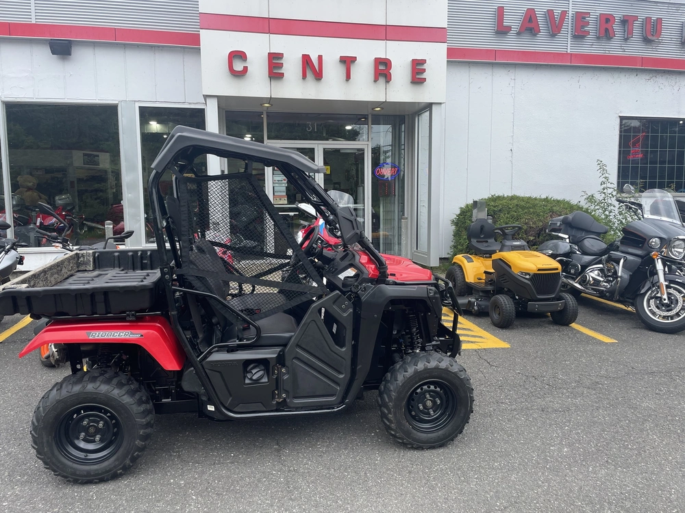 Honda Sxs 500 Pioneer 2015 alt
