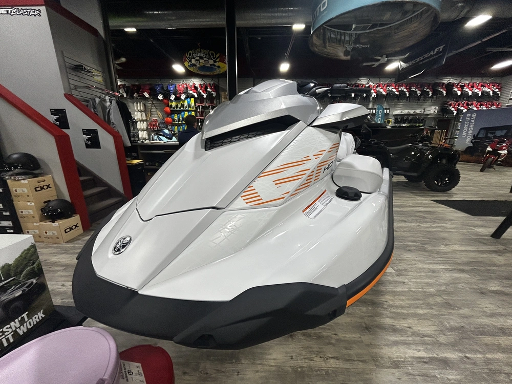2026 Yamaha Gp Ho (w/audio) White alt
