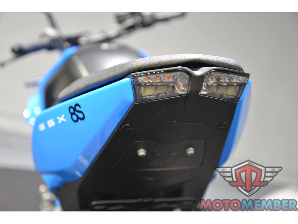 2024 Suzuki Gsx-8s alt