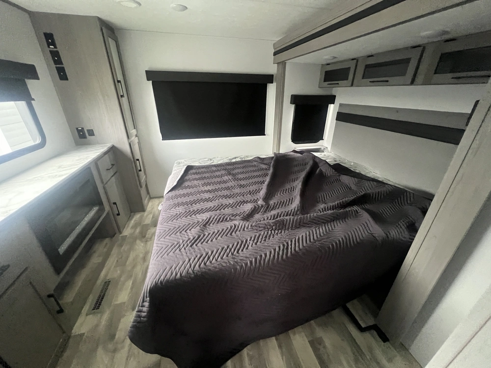 2024 Keystone Rv Dutchmen Kodiak Ultimate 2921 Fkds alt