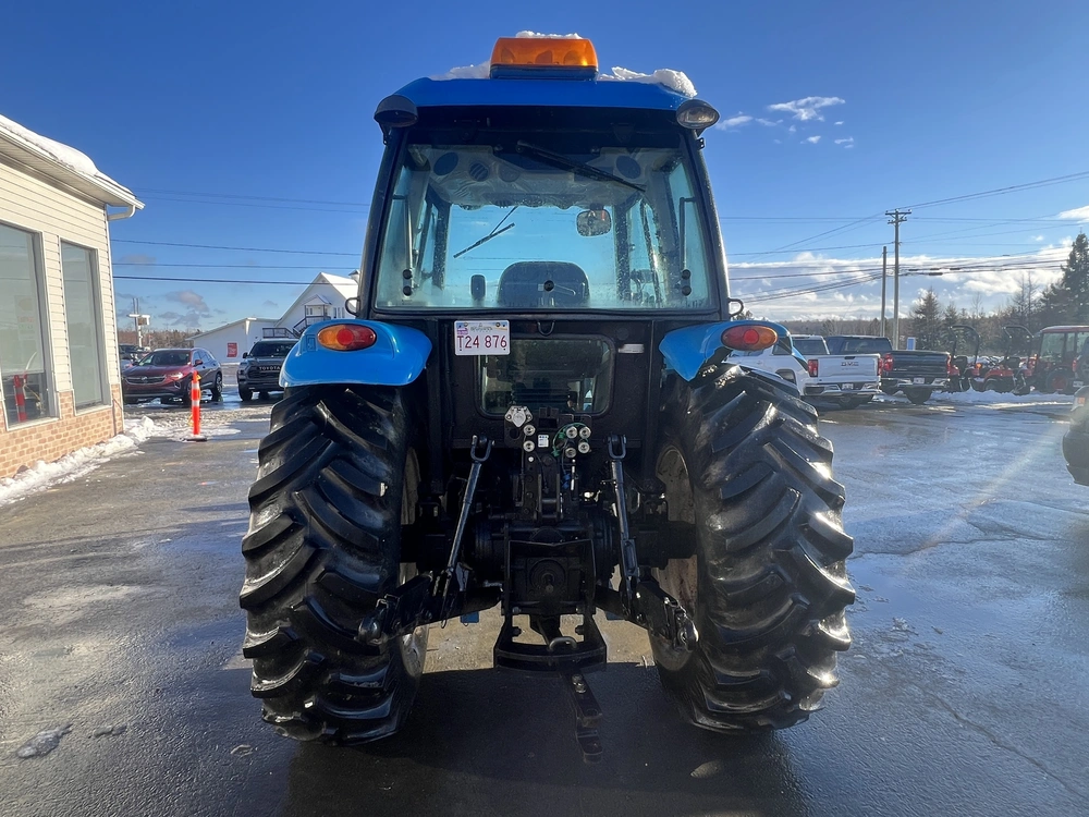 2013 Ls Tractor 7030 alt