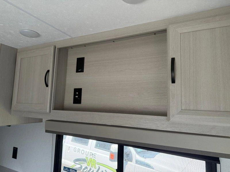 Coachmen Catalina 221epic 2027 alt