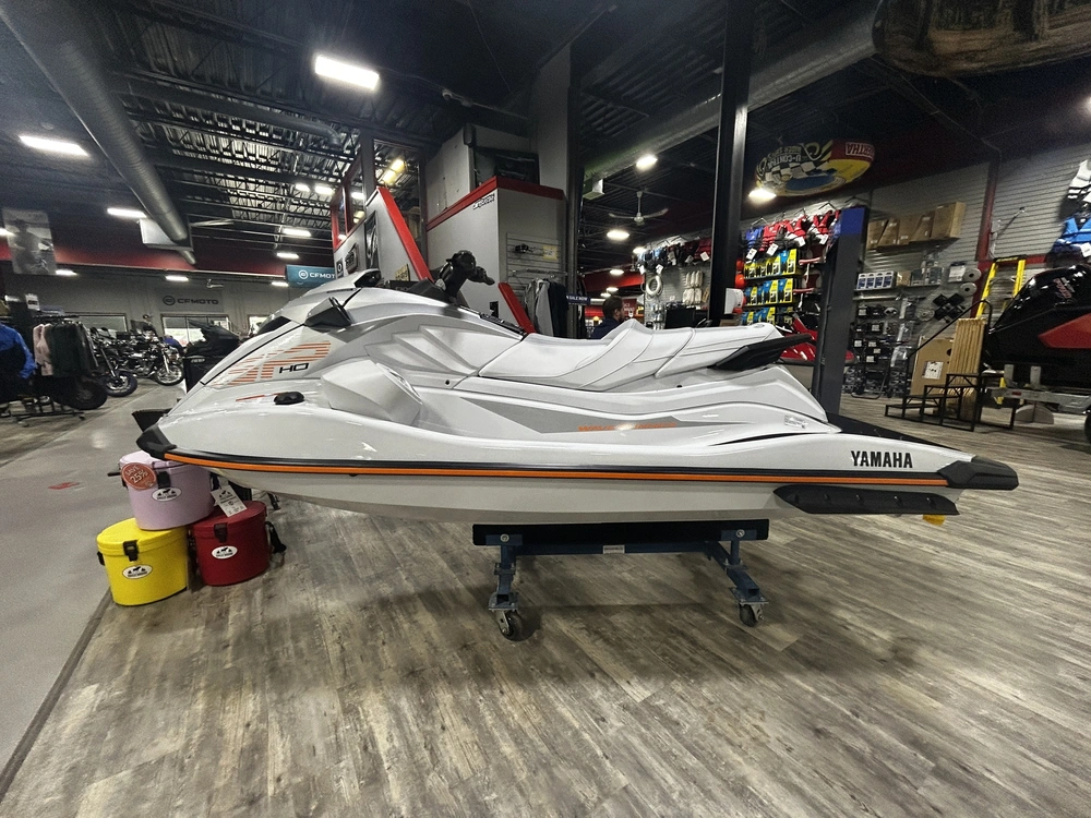 2026 Yamaha Gp Ho (w/audio) White alt