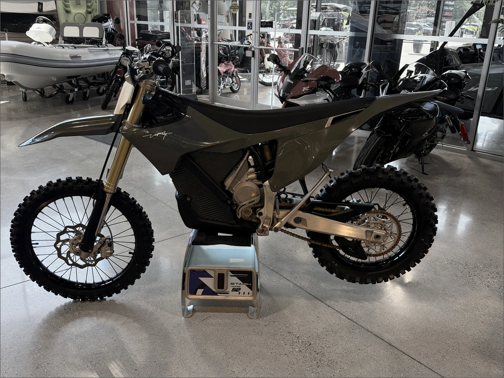 2025 Stark Future Alpha 80hp Ex/xc alt