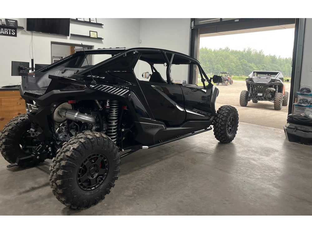 2026 Cfmoto Z10 alt