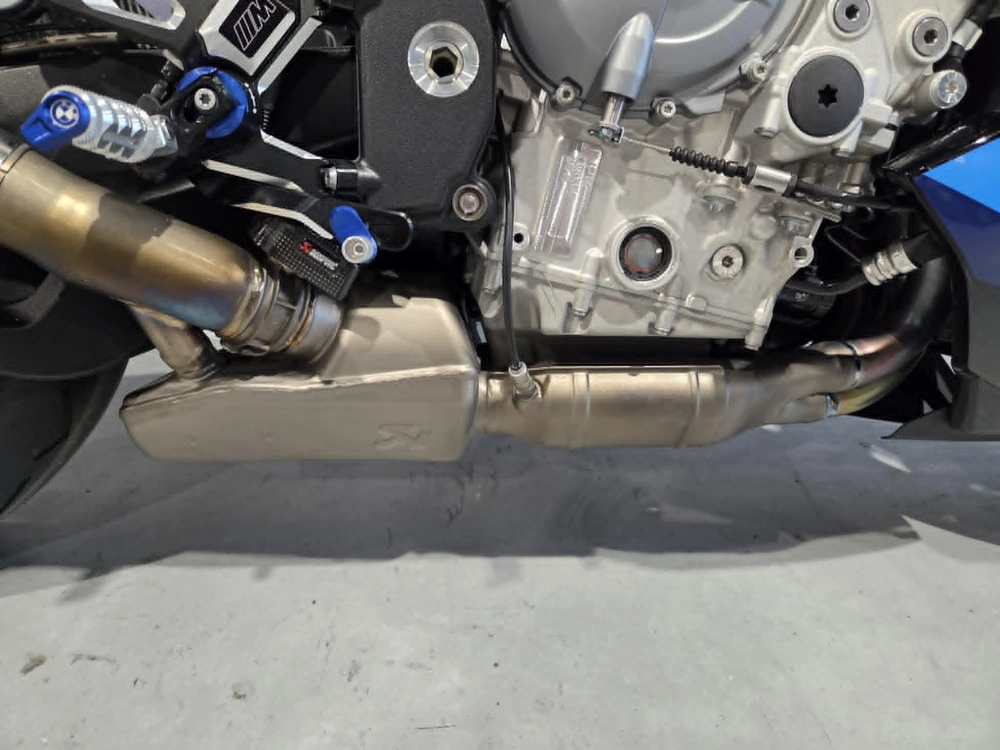Bmw M1000r Compétition 2024 alt