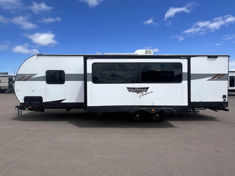 2023 Forest River Wildwood 26dbudx alt