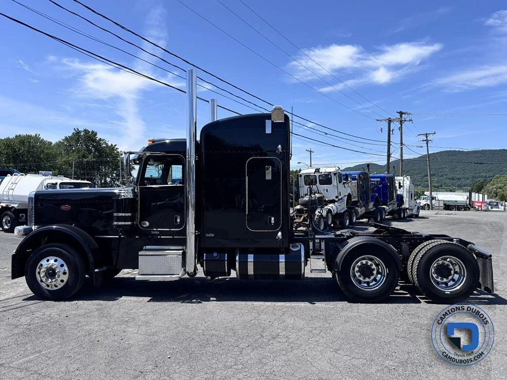 Peterbilt 389 2021 alt