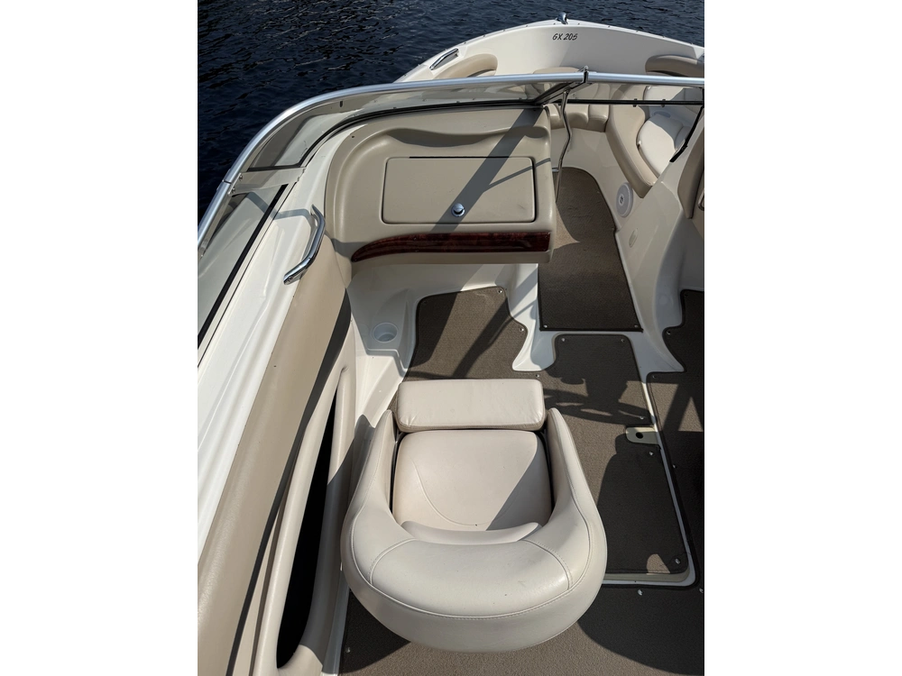 2006 Glastron Gx 205 alt