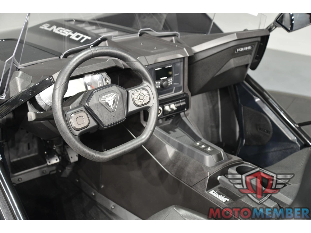 2026 Slingshot Slingshot® S Autodrive Jet Black alt
