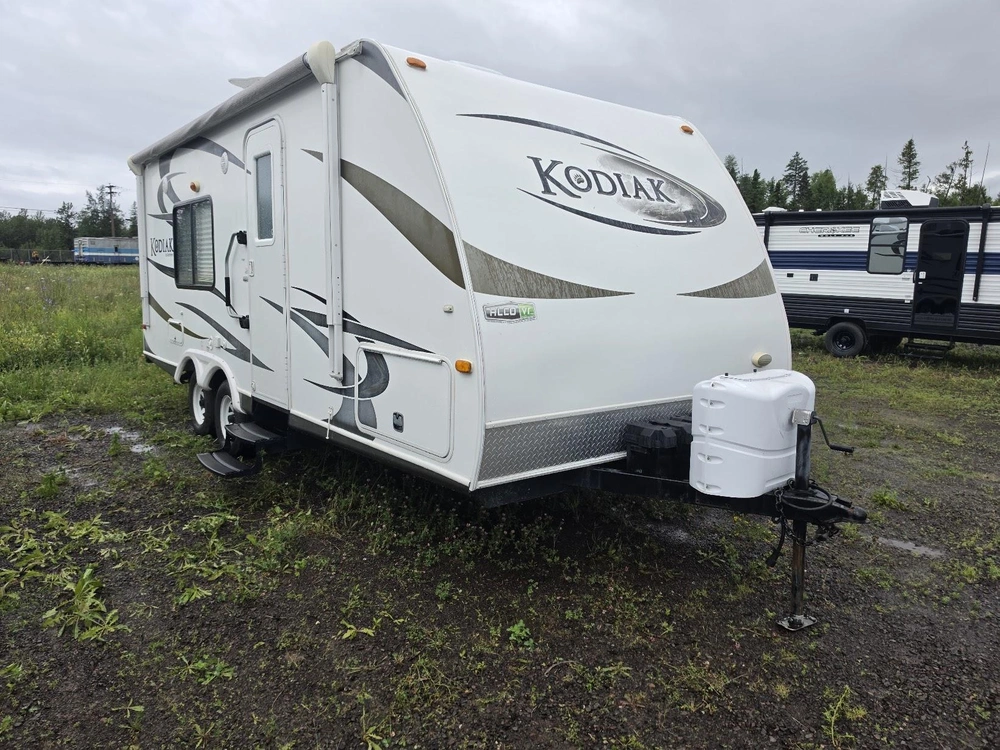 Dutchmen Kodiak 200qb 2011 alt