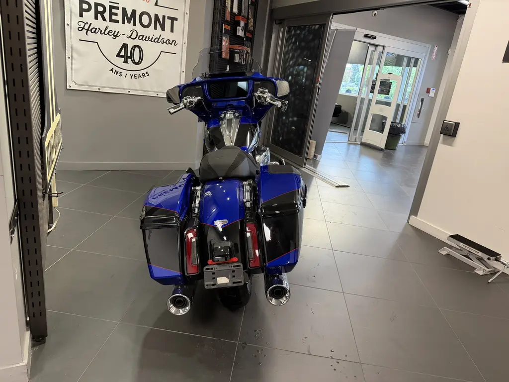 Harley-Davidson CVO Street Glide FLHXSEFLHXSE 2025