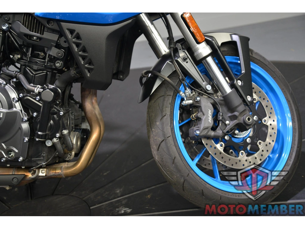 2024 Suzuki Gsx-8s alt