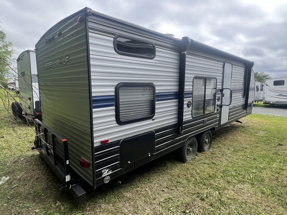 2020 Forest River Cherokee Grey Wolf Limited 26 Djse alt