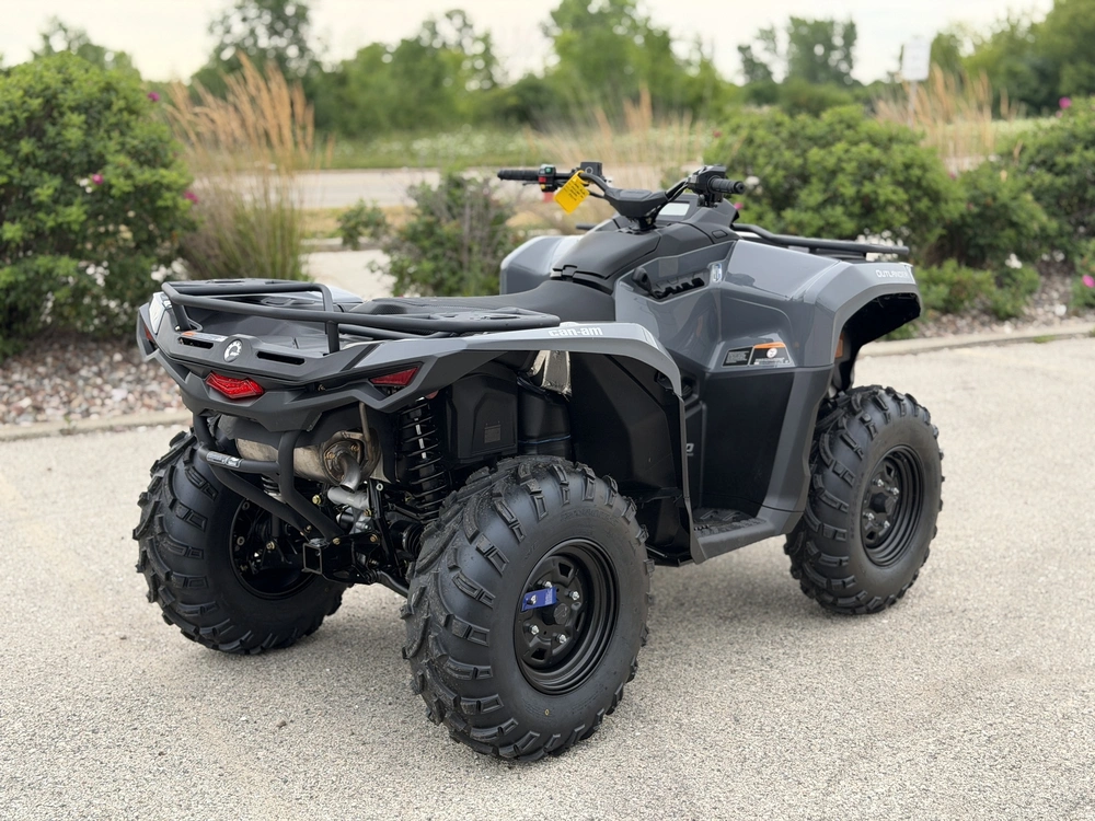 2026 Can-am Outlander Dps 700 alt