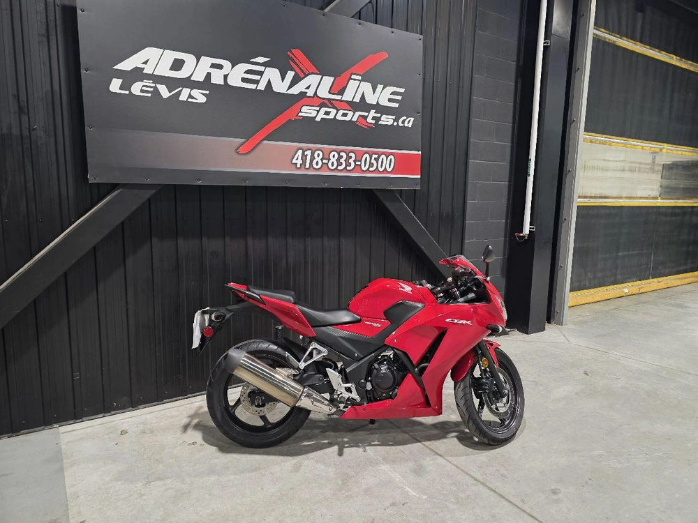 Honda Cbr300 2015 alt