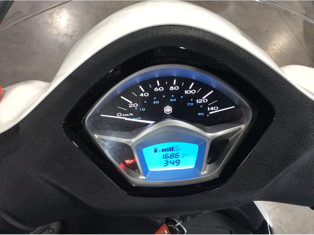 2022 Piaggio Liberty 150 S alt
