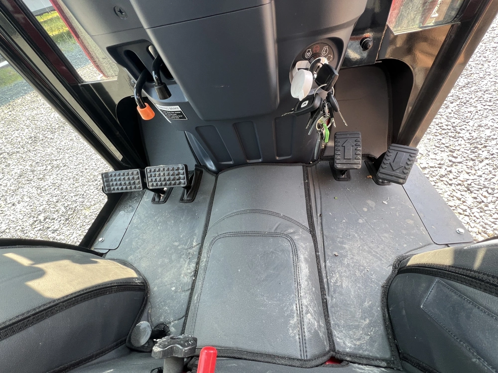 2026 Tym T25 Hst Cab alt