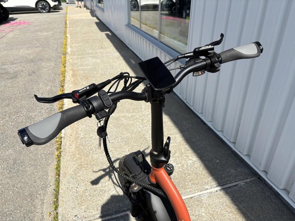 2026 Taubik Escape S 20" Fold St alt