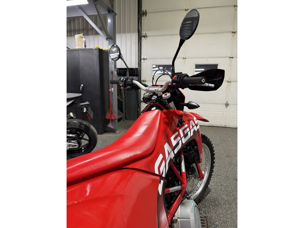 Gasgas Es 700 2023 alt