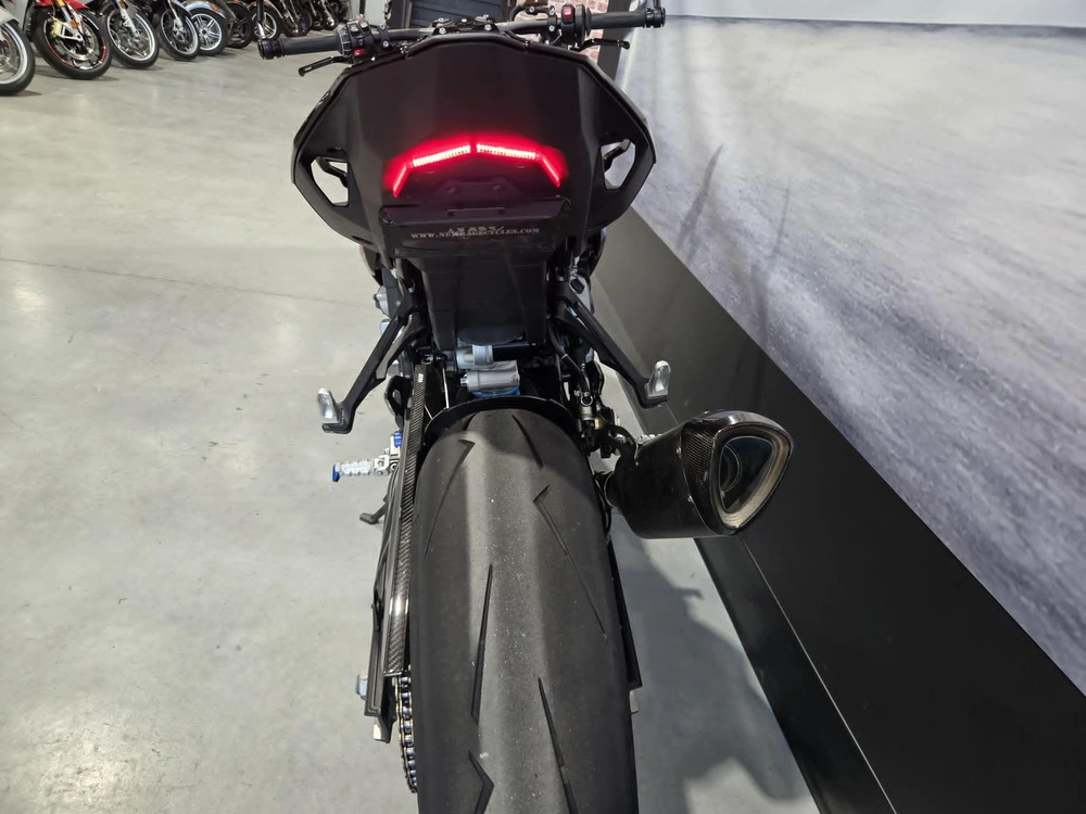 Bmw M1000r Compétition 2024 alt