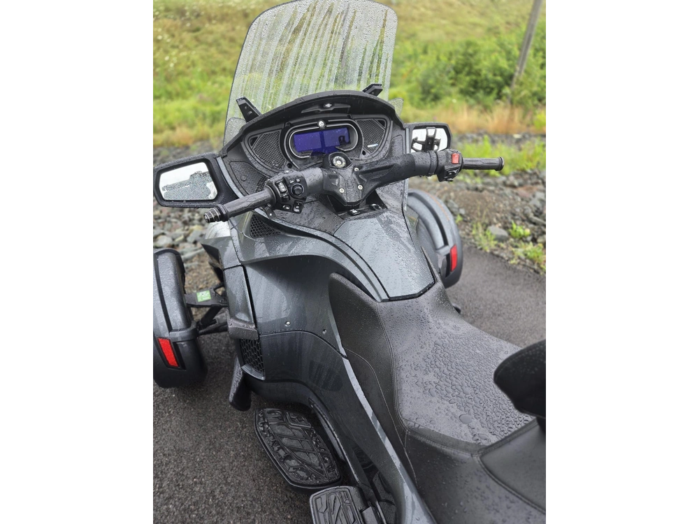 Can-am Rd Spyder Rt Ltd 1330 Ace Se6 Ag D 18 2018 alt