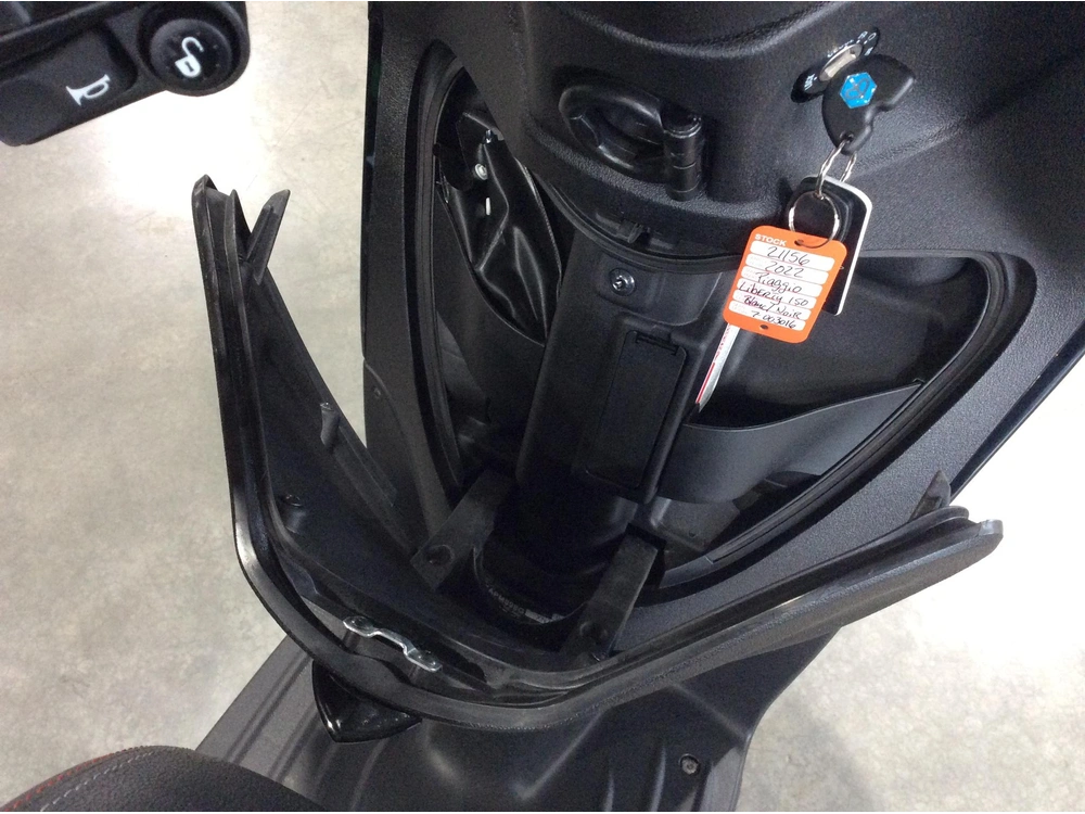 2022 Piaggio Liberty 150 S alt