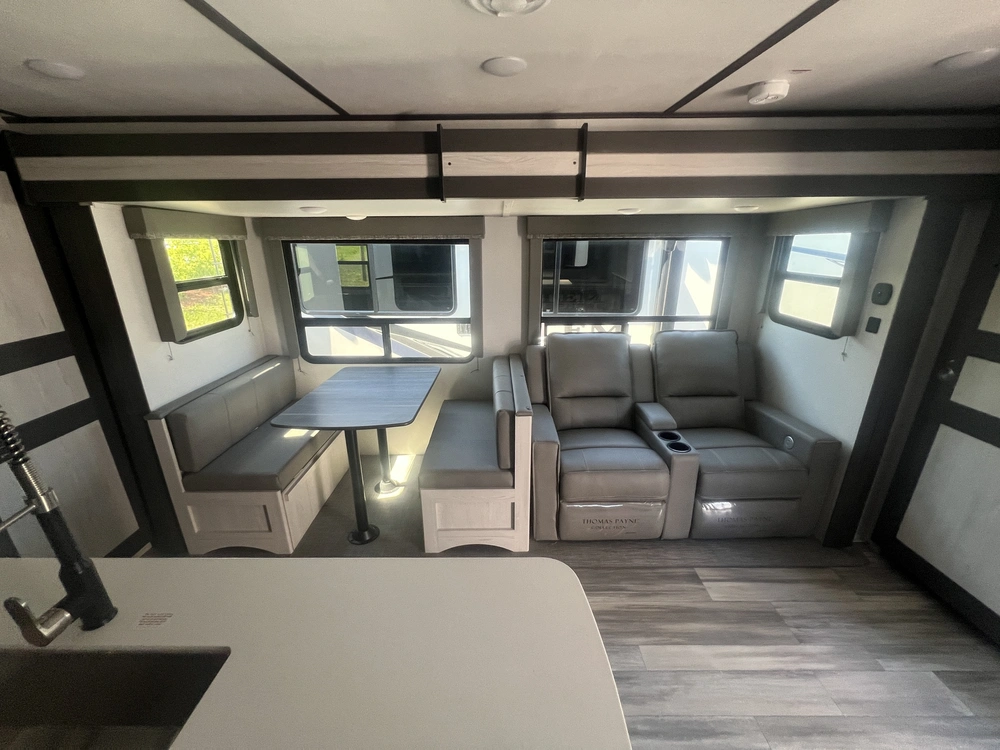 2023 Keystone Rv Sprinter 341 Bik alt