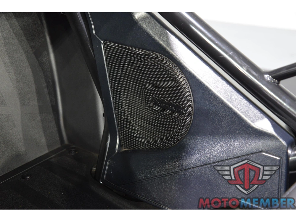 2025 Slingshot S Autodrive alt