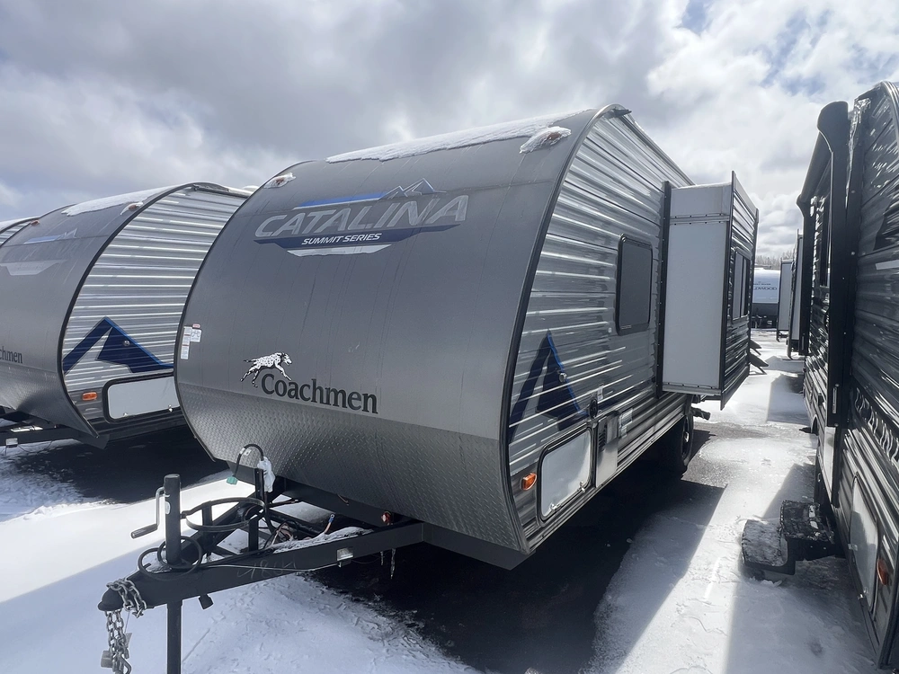 2023 Coachmen Catalina 184fqs alt