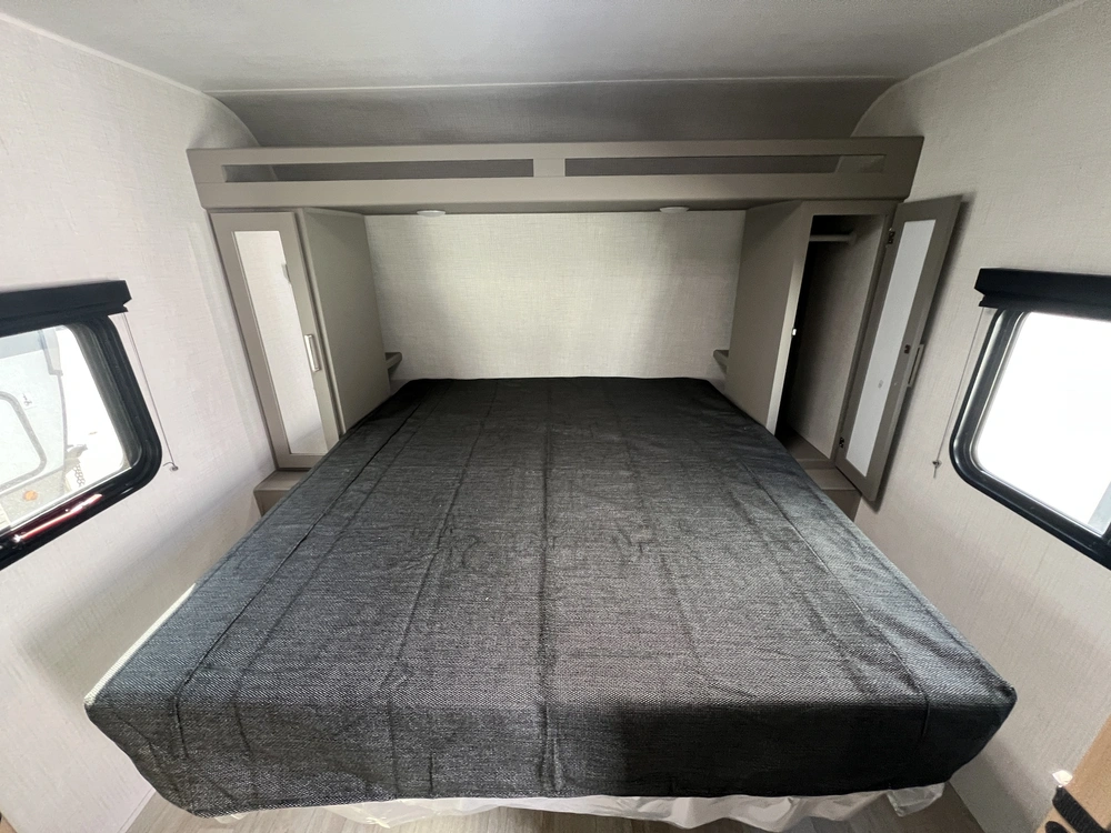 2026 Keystone Rv Hideout 262bhs alt