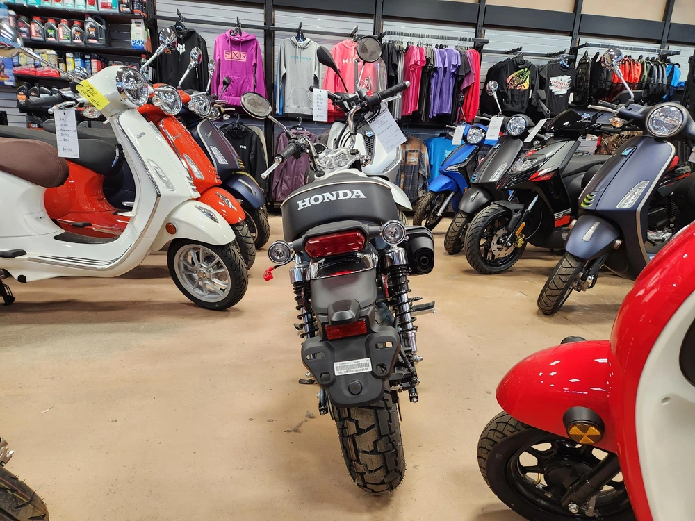 2025 Honda Monkey alt