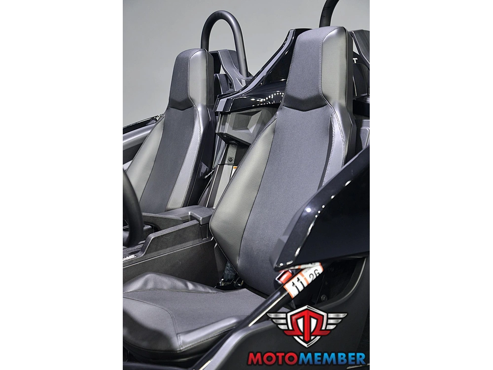 2025 Slingshot S Autodrive alt