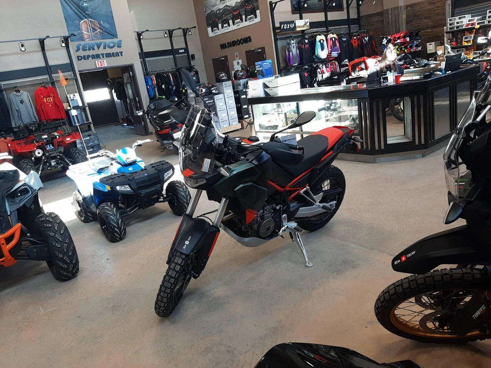 2026 Aprilia Aprilia Tuareg 660 Tornado Green alt